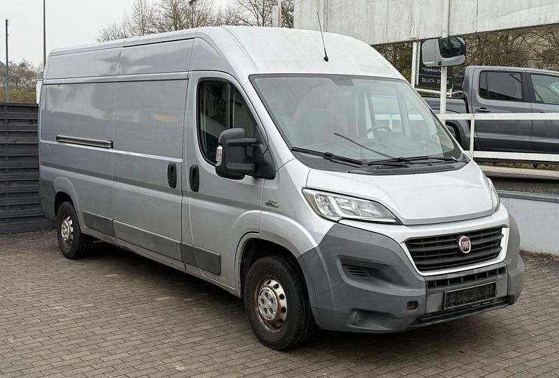 Gebraucht Fiat Ducato 131 PS (96 kW) 2015 Grau Van