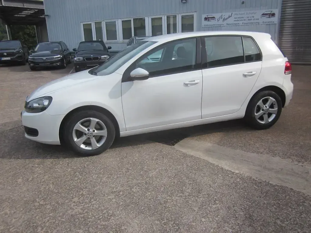 Gebraucht VW Golf VI Trendline 80 PS (58 kW) 2009 Weiß Kleinwagen