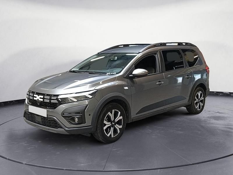 Usata Dacia Jogger Expression 111 CV (81 kW) 2024 Grigio Monovolume
