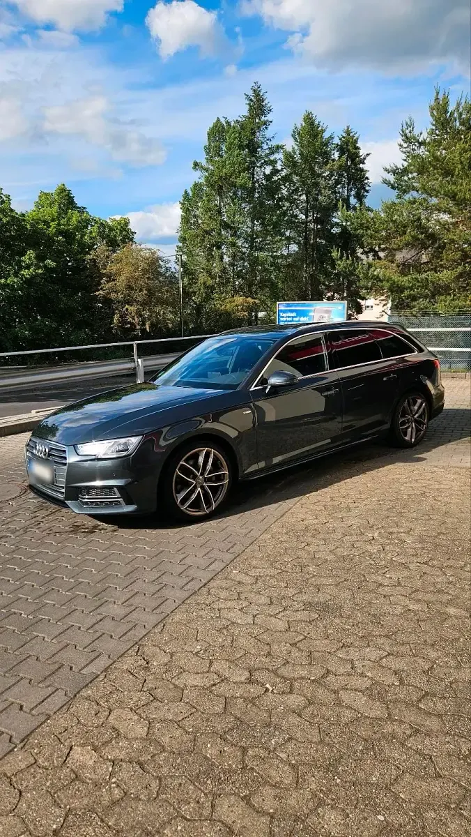 Gebraucht Audi A4 S-Line 190 PS (139 kW) 2016 Grau Kombi