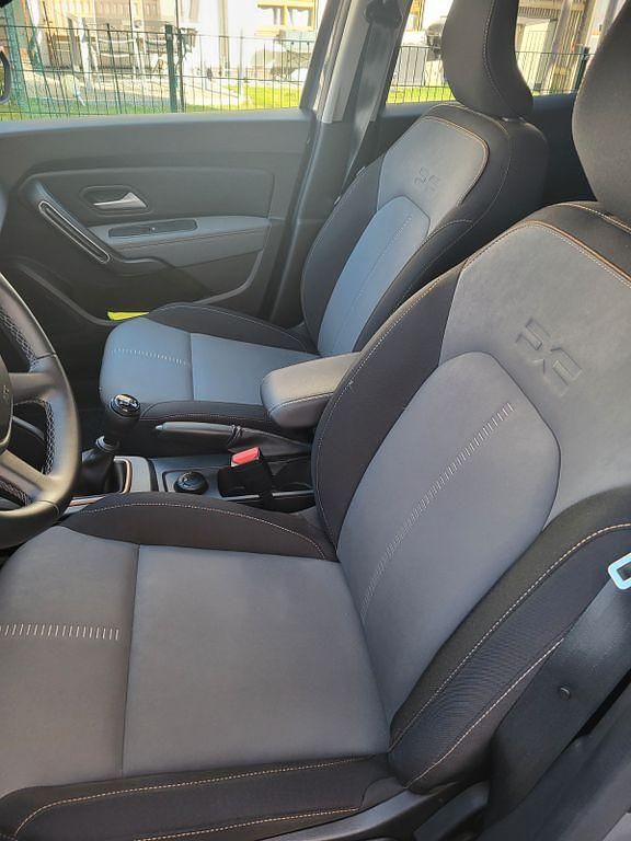 Gebraucht Dacia Duster Extreme 150 PS (110 kW) 2023 Grau SUV