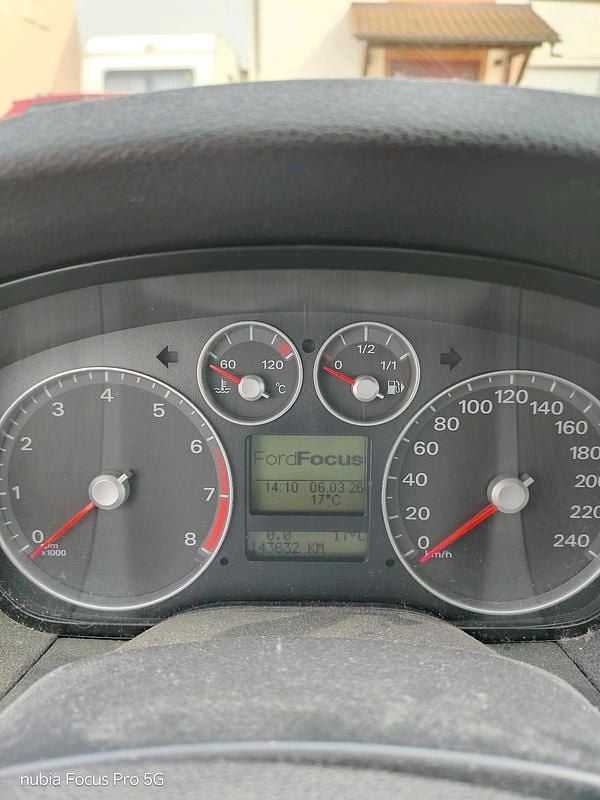 Gebraucht Ford Focus 116 PS (85 kW) 2005 Blau Coupé