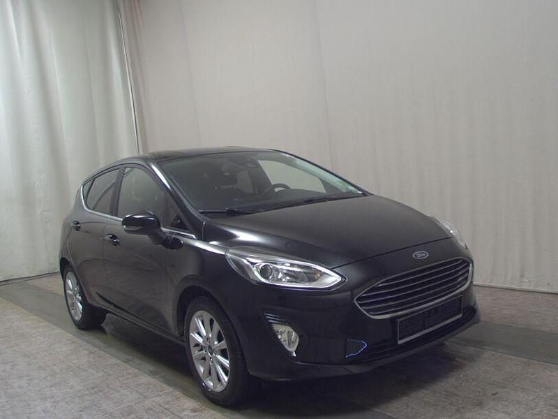 Gebraucht Ford Fiesta Titanium 125 PS (91 kW) 2019 Schwarz Limousine