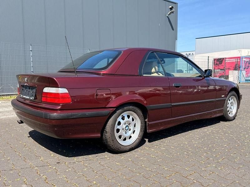 Gebraucht BMW 318 Cabriolet Performance 116 PS (85 kW) 1998 Canyon rot metallic Cabrio
