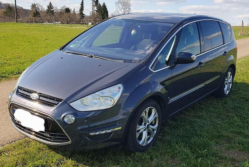 Second-hand Ford S-MAX Titanium 163 CP (119 kW) 2013 Monovolum