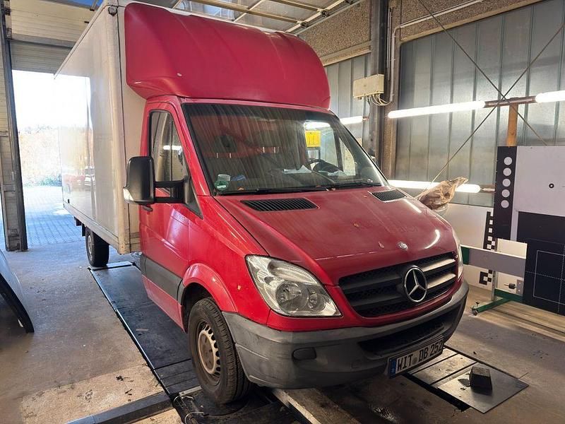Rot Gebraucht 2011 Mercedes Sprinter Van | 8.500 € (Superpreis) - Bild 1/4