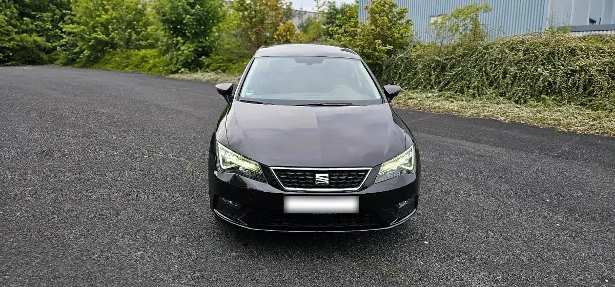 Gebraucht Seat Leon Style 110 PS (80 kW) 2018 Violet Limousine