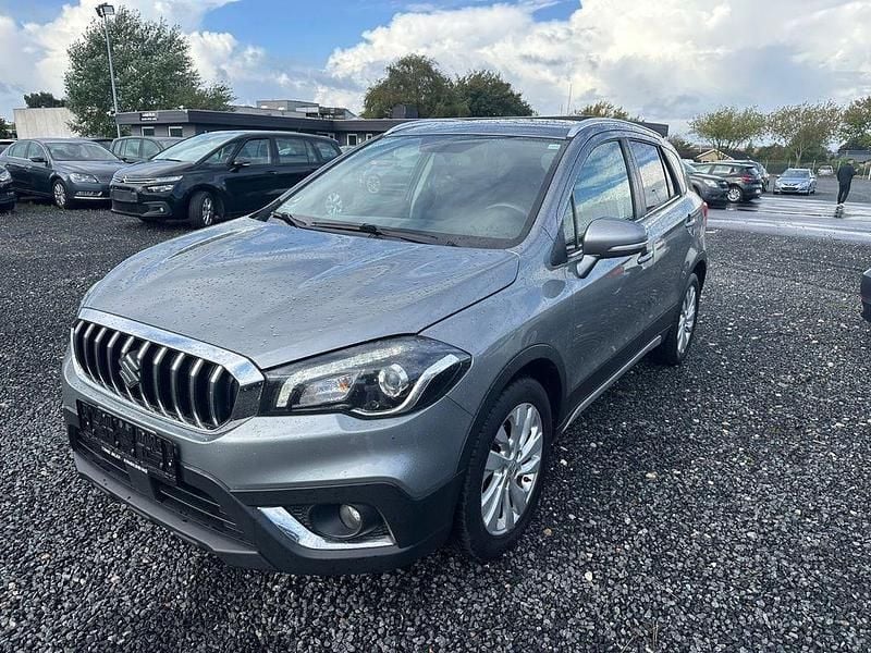 Grau Gebraucht 2019 Suzuki SX4 S-Cross Comfort SUV | 8.500 € (Guter Preis) - Bild 1/4