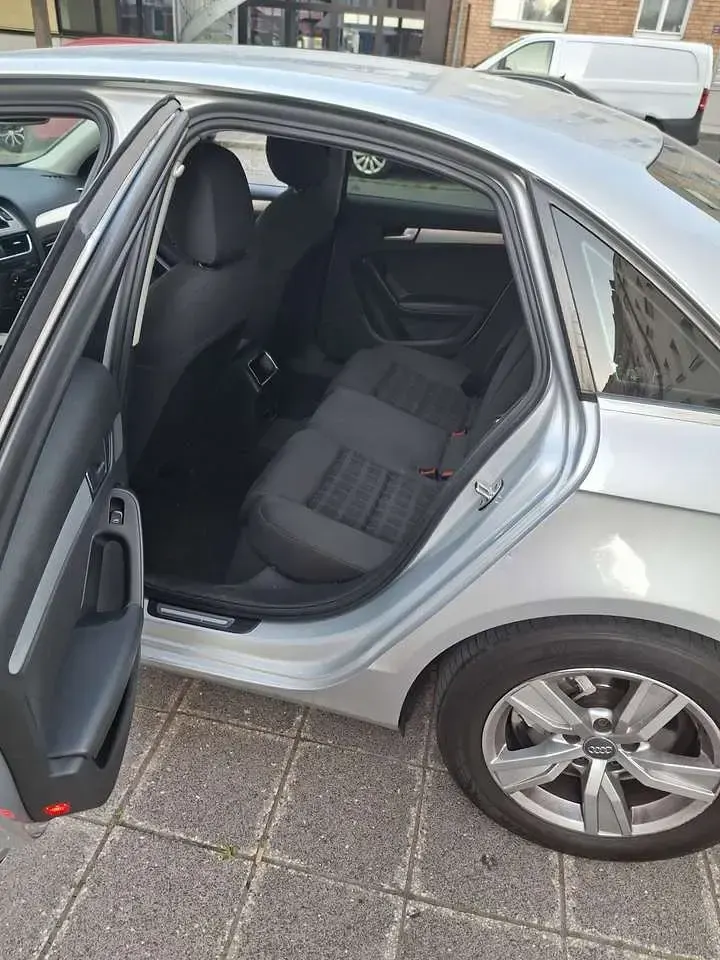 Gebraucht Audi A4 S-Line 143 PS (105 kW) 2011 Limousine