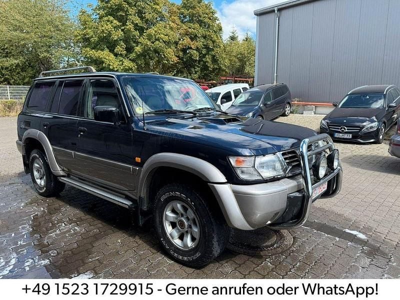Blau Gebraucht 1999 Nissan Patrol Comfort SUV | 7.900 € (Guter Preis) - Bild 1/4
