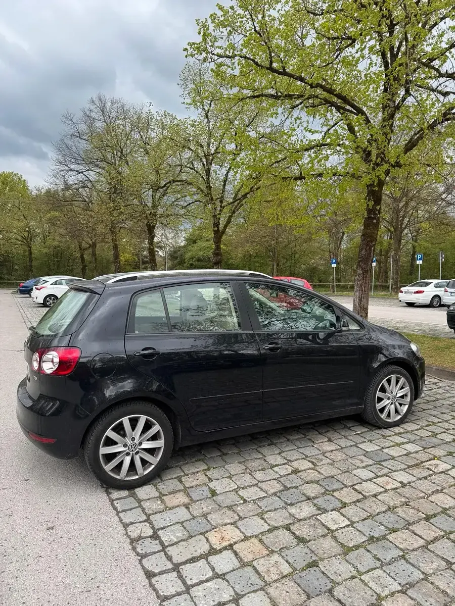 Gebraucht VW Golf VI 2011 Schwarz Kleinwagen