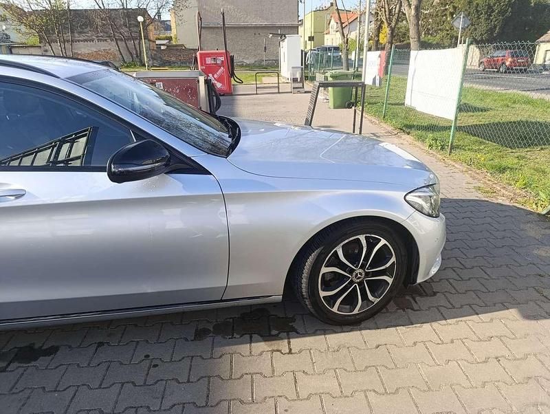 Gebraucht Mercedes C180 116 PS (85 kW) 2017 Silber Kombi
