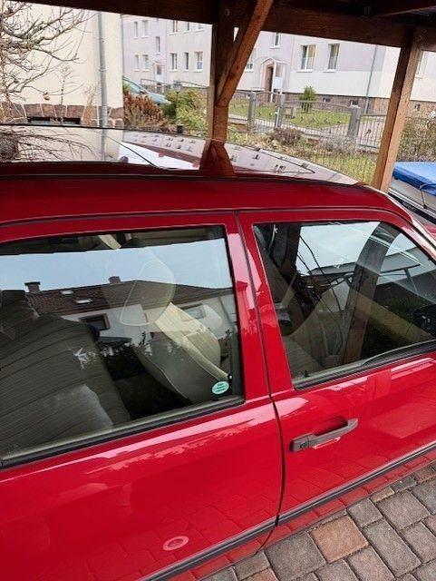 Gebraucht Mercedes 230 132 PS (97 kW) 1987 Rot Limousine