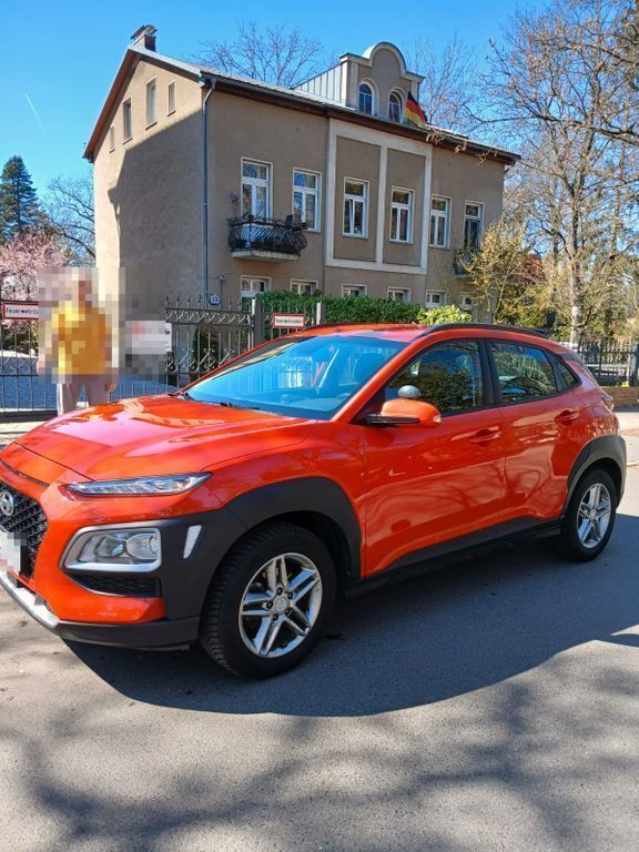 Orange Gebraucht 2019 Hyundai Kona Pure SUV | 14.300 € (Fairer Preis) - Bild 1/4