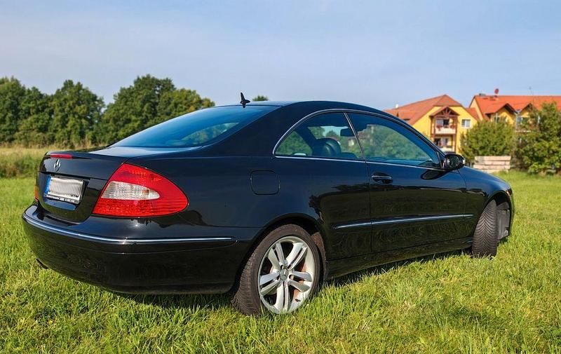 Gebraucht Mercedes CLK200 Avantgarde 184 PS (135 kW) 2007 Schwarz Coupé