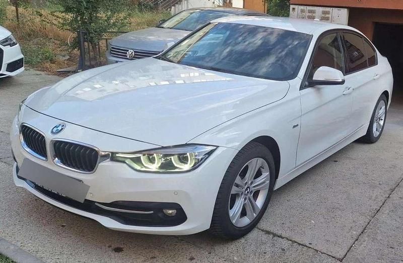 Weiß Gebraucht 2016 BMW 320 Comfort Edition Limousine | 14.000 € (Fairer Preis) - Bild 1/4
