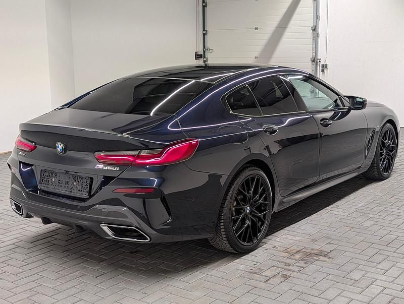 Gebraucht BMW M850 Performance 530 PS (389 kW) 2024 Carbonschwarzmet. Coupé