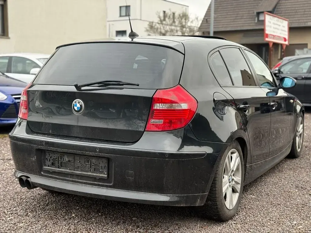 Używany BMW 120 Advantage 170 KM (125 kW) 2008 Czarny Hatchback