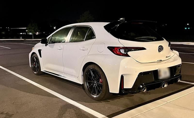 Gebraucht Toyota Corolla 304 PS (223 kW) 2024 Weiß Kleinwagen