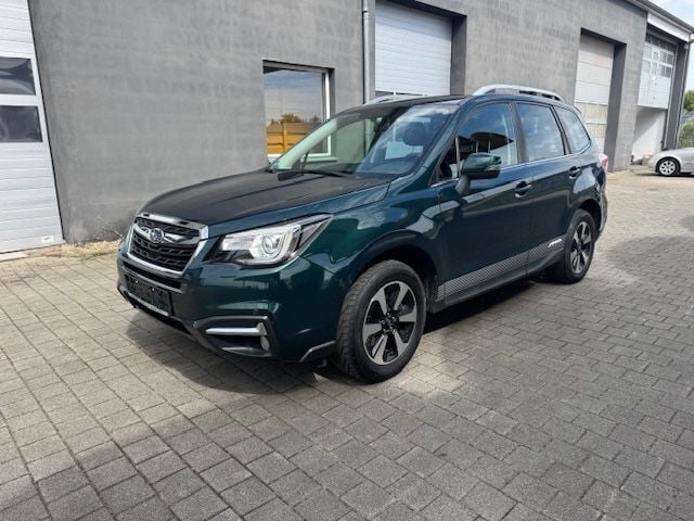 Grün Gebraucht 2016 Subaru Forester Exclusive+ SUV | 7.690 € - Bild 1/4