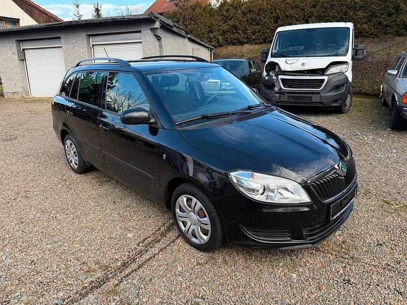 Gebraucht Skoda Fabia Ambition 90 PS (66 kW) 2012 Schwarz Kombi