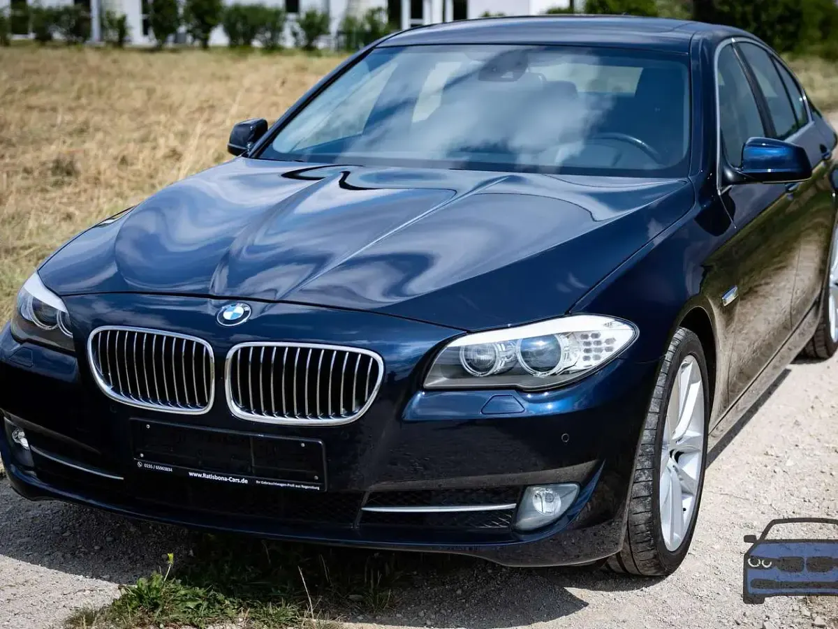 Gebraucht BMW 550 Sport Line 408 PS (300 kW) 2010 Imperialblau brillanteffekt Limousine