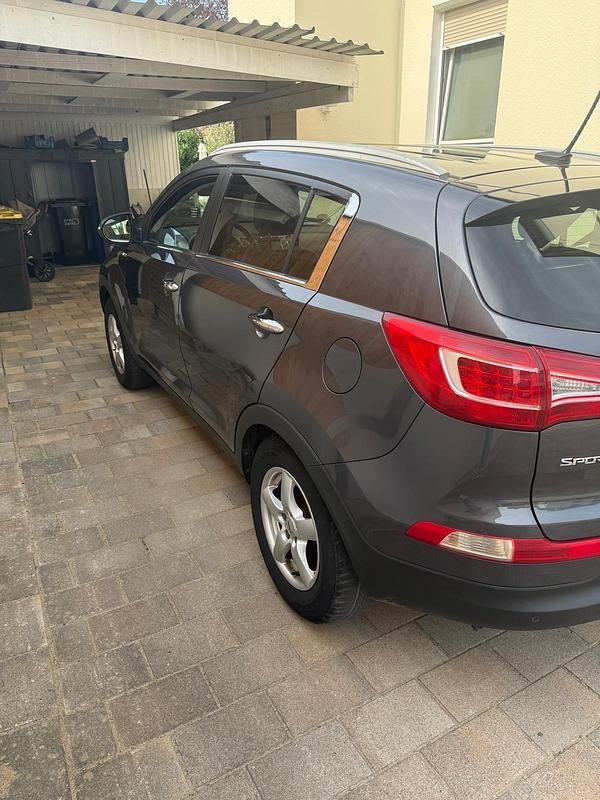 Gebraucht Kia Sportage Spirit 160 PS (117 kW) 2010 Grau SUV