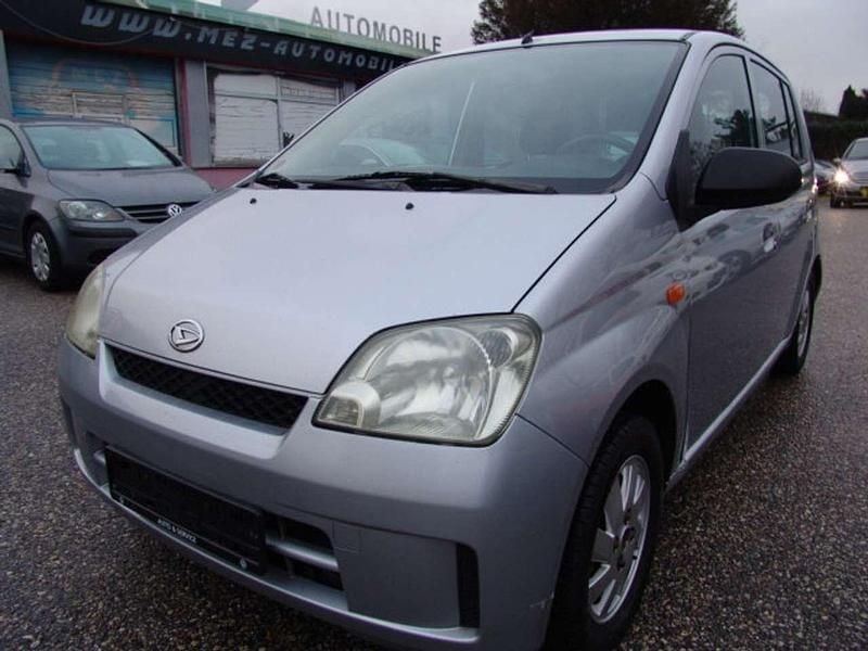 Silber Gebraucht 2005 Daihatsu Cuore Plus Kleinwagen | 350 € (Guter Preis) - Bild 1/4
