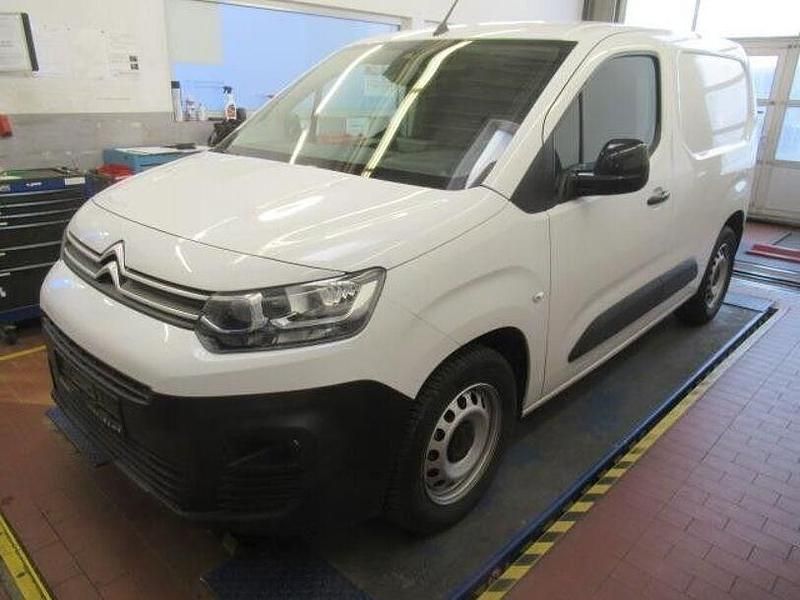 Weiß Gebraucht 2022 Citroën e-Berlingo Van / Kleinbus | 13.999 € (Superpreis) - Bild 1/2