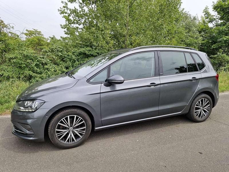 Lr7h Gebraucht 2017 VW Golf VII Allstar Kombi | 13.950 € (Fairer Preis) - Bild 1/4