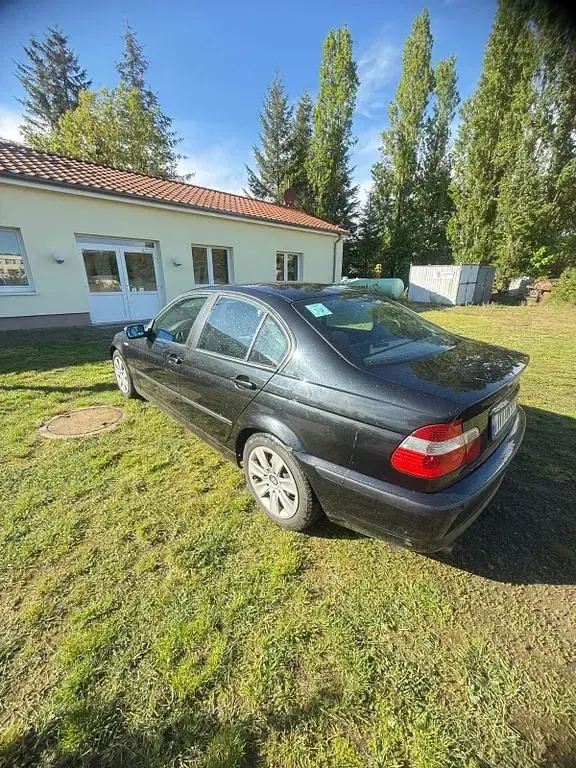 Gebraucht BMW 318 143 PS (105 kW) 2002 Schwarz Limousine