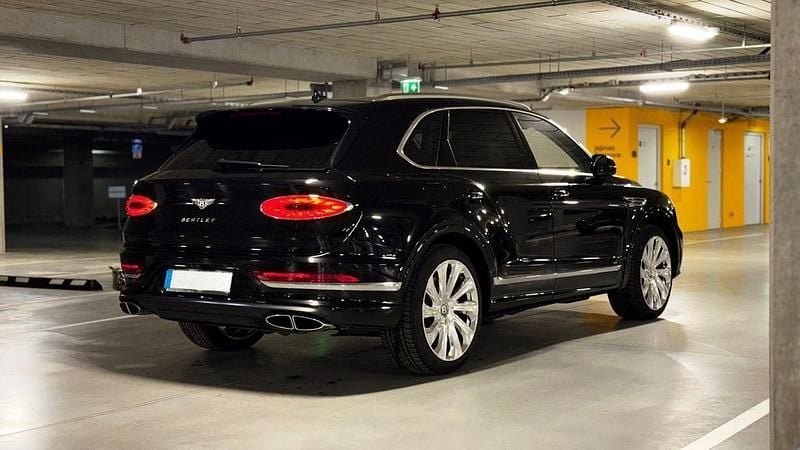 Gebraucht Bentley Bentayga Mulliner 551 PS (405 kW) 2022 Schwarz SUV