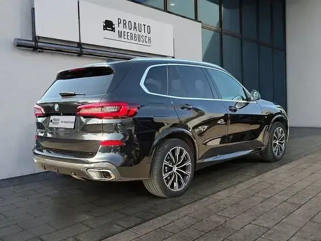 Gebraucht BMW X5 M Sport 286 PS (210 kW) 2023 Schwarz SUV