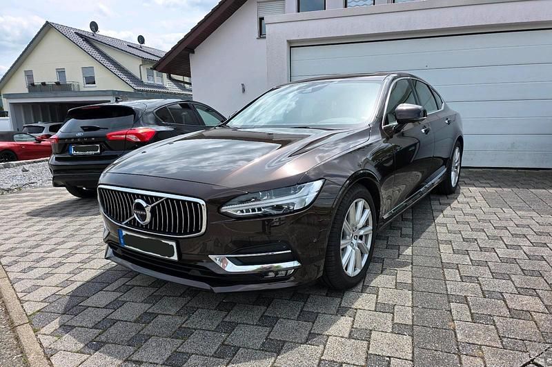 Braun Gebraucht 2017 Volvo S90 Inscription Limousine | 23.800 € (Etwas zu teuer) - Bild 1/4