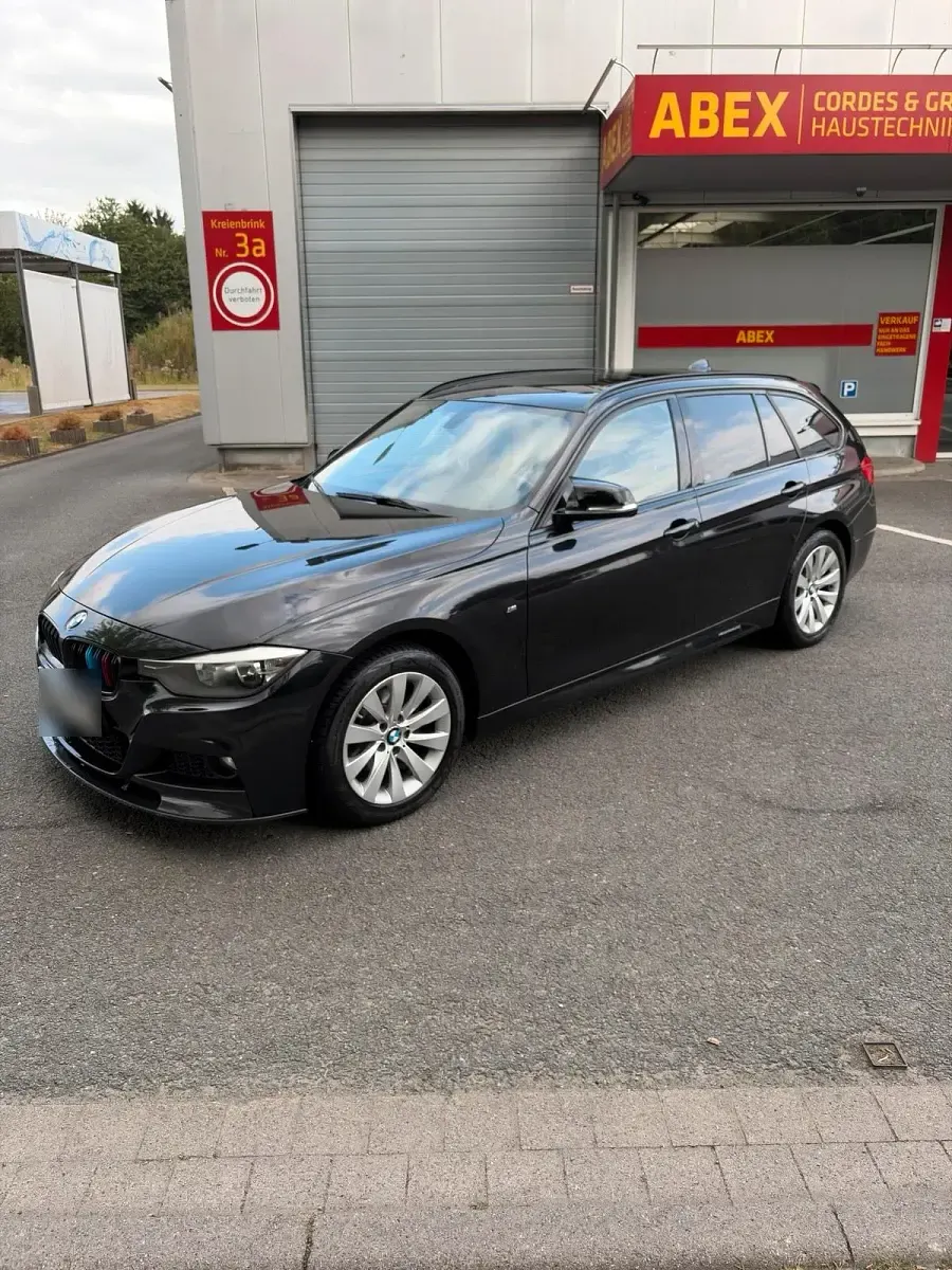 Gebraucht BMW 318 M Sport 143 PS (105 kW) 2014 Schwarz Kombi