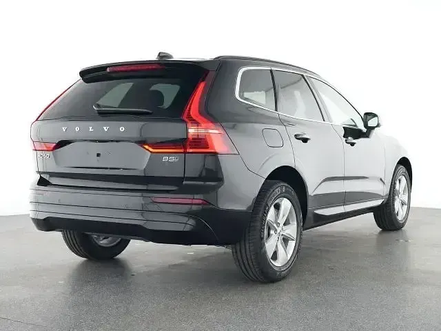 Gebraucht Volvo XC60 Core 250 PS (183 kW) 2025 Schwarz SUV