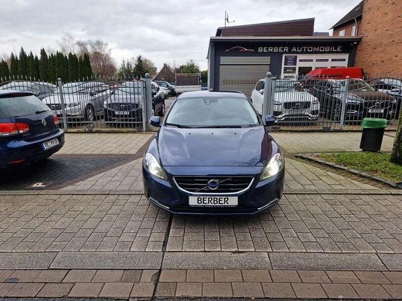 Gebraucht Volvo V40 You! 114 PS (83 kW) 2015 Blau Limousine