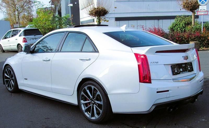 Gebraucht Cadillac ATS 470 PS (345 kW) 2016 Weiß Limousine