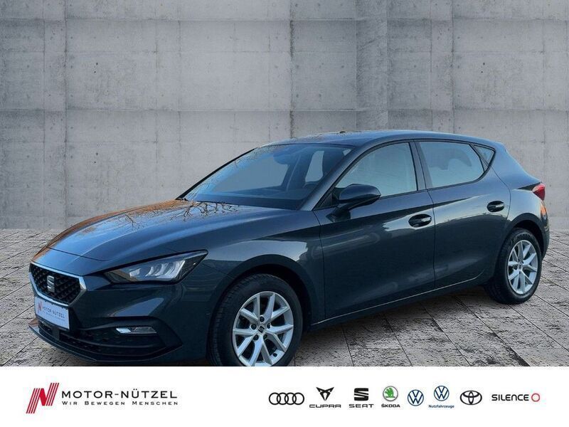 Gebraucht Seat Leon Style 131 PS (96 kW) 2021 "magnetic tech" Limousine