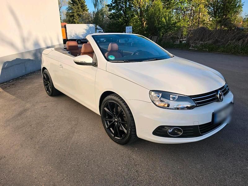 Second-hand VW Eos 150 CP (110 kW) 2013 Alb Cabrio