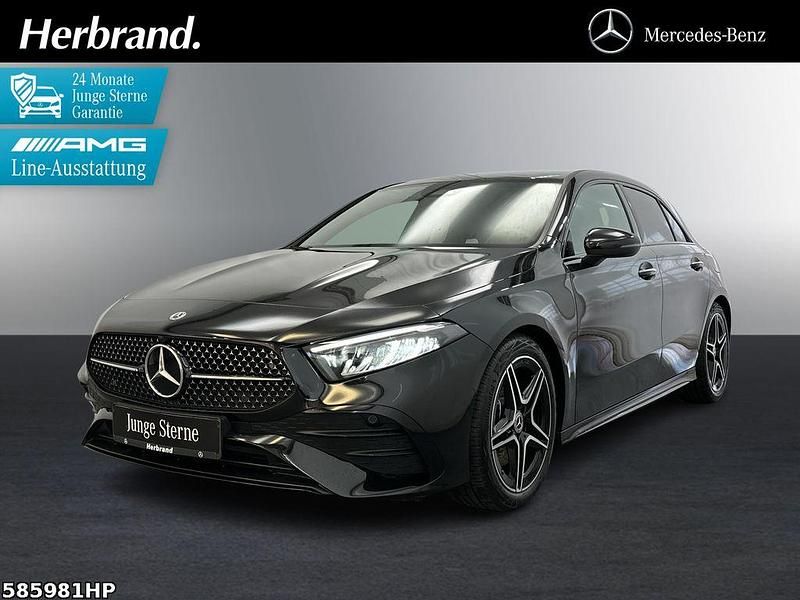Metalliclack kosmosschwarz Gebraucht 2024 Mercedes A220 AMG Limousine | 33.970 € (Superpreis) - Bild 1/4