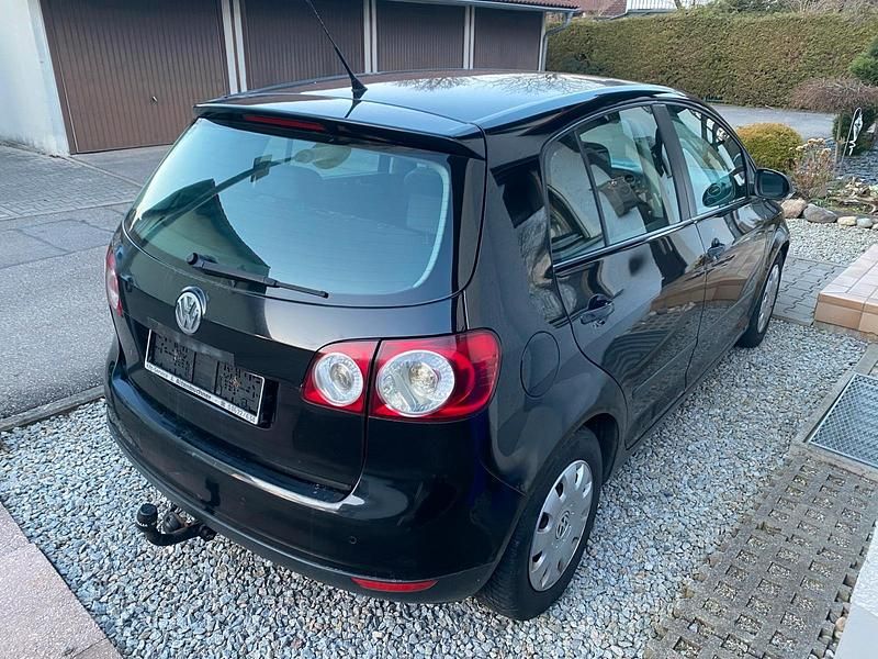 Gebraucht VW Golf VI 105 PS (77 kW) 2008 Schwarz Kleinwagen