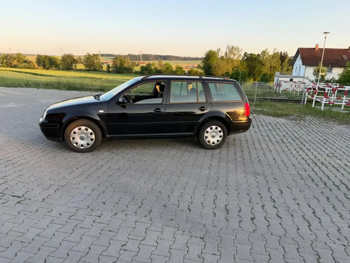 Brugt VW Golf IV 101 HK (74 kW) 2003 Sort Stationcar