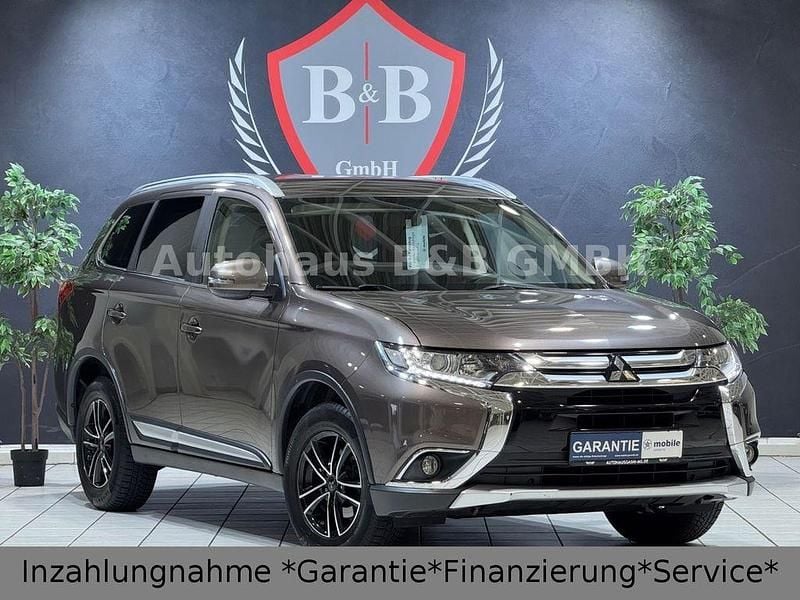 Gebraucht Mitsubishi Outlander Edition 150 PS (110 kW) 2018 Braun SUV
