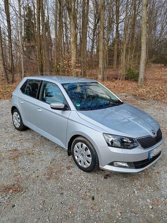 Gebraucht Skoda Fabia Style 95 PS (69 kW) 2018 Silber Limousine