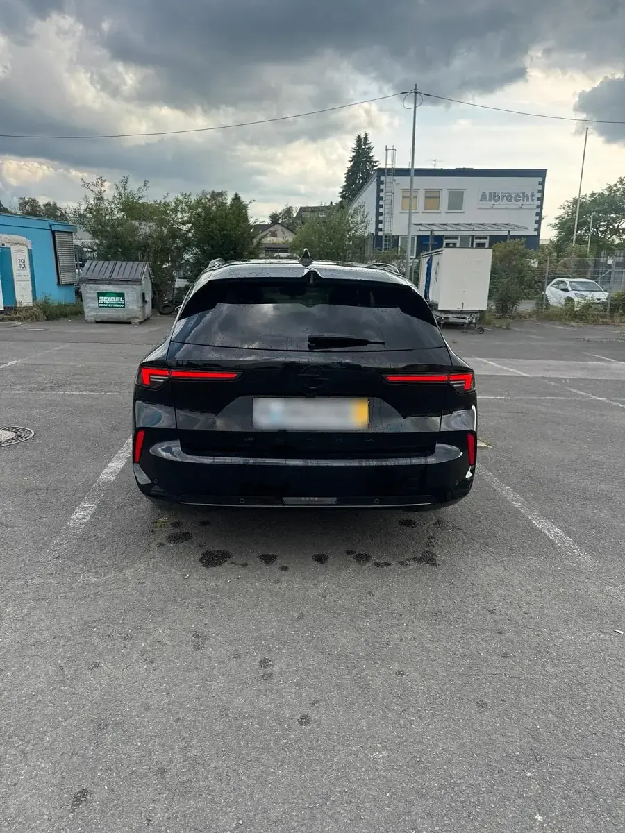 Gebraucht Opel Astra Ultimate 131 PS (96 kW) 2023 Schwarz Kleinwagen