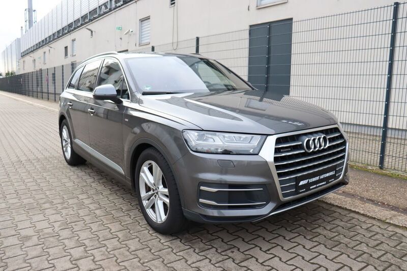 Samuraigrau metallic Gebraucht 2018 Audi Q7 S-Line SUV | 36.450 € (Fairer Preis) - Bild 1/4