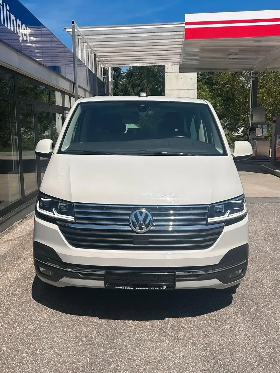 Używany VW Multivan 150 KM (110 kW) 2020 Szary Minivan