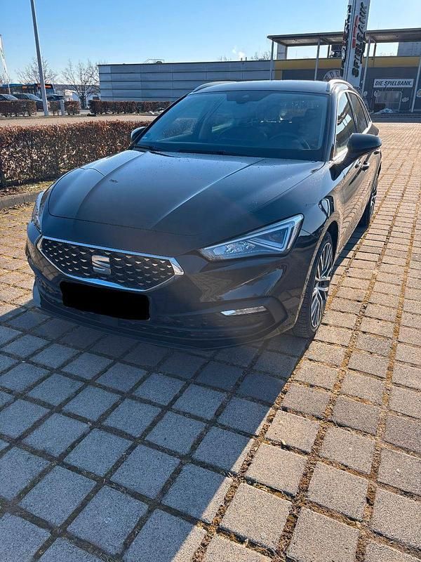 Schwarz Gebraucht 2021 Seat Leon XCELLENCE Kombi | 16.900 € (Guter Preis) - Bild 1/4