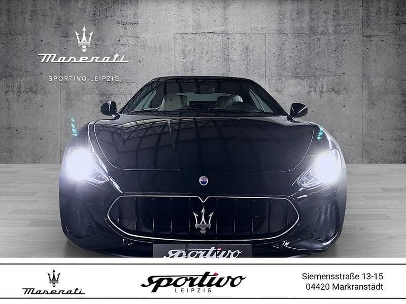 Schwarz Gebraucht 2018 Maserati GranCabrio Cabrio | 105.111 € (Teuer) - Bild 1/4
